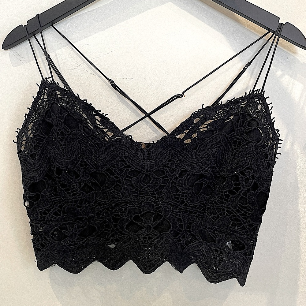 Free People One Ilektra Bralette Crop Top - Black - Large